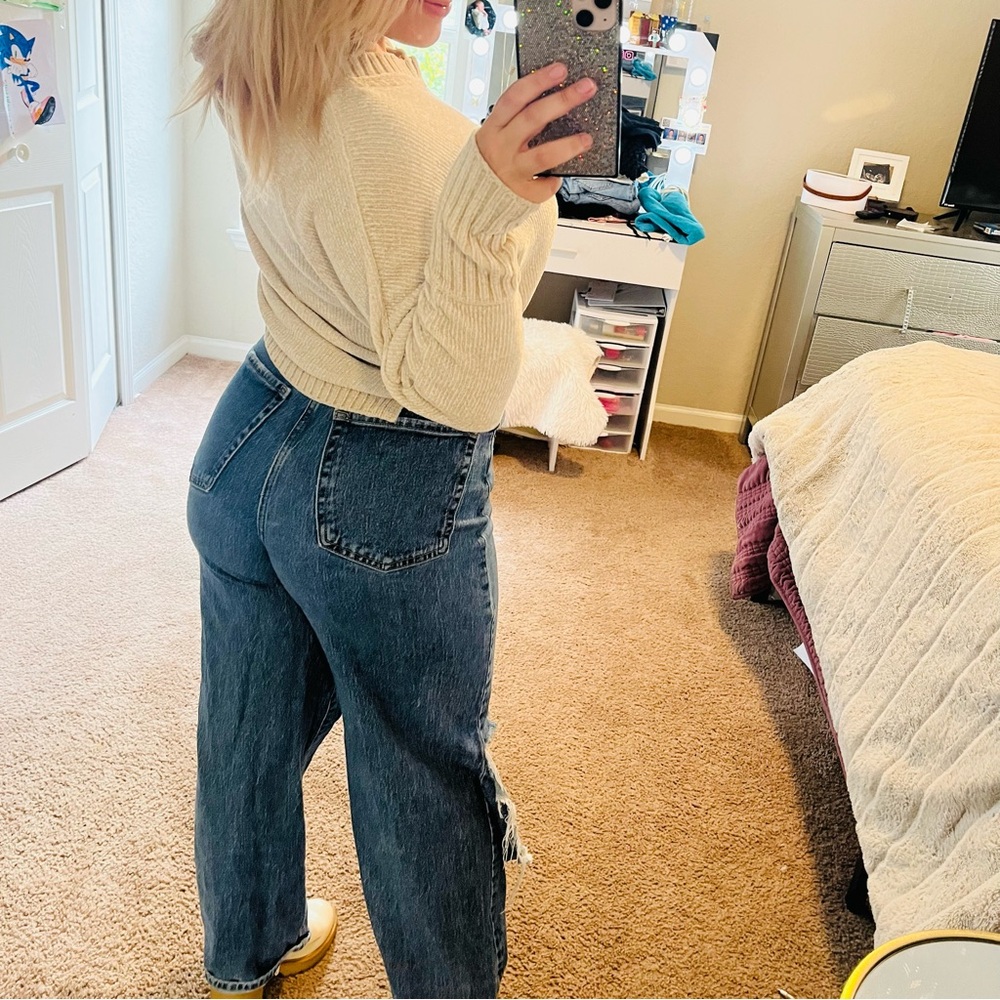 Workshop Sweater - image 4